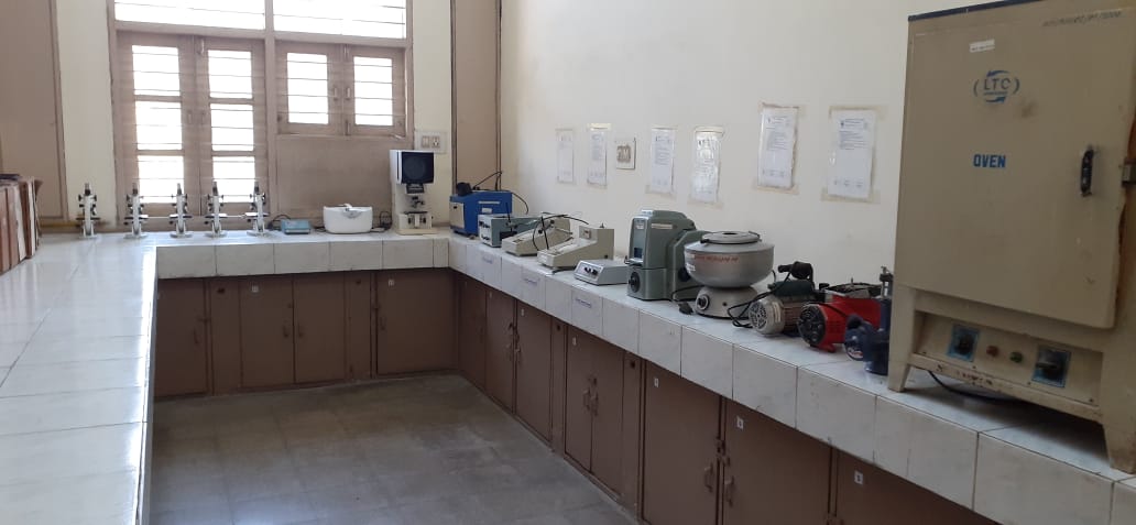 Pharmacognosy Instrumentation Lab